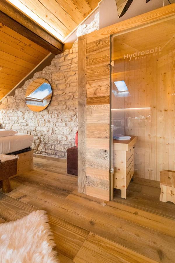John Luxury Suites Фольгария Экстерьер фото
