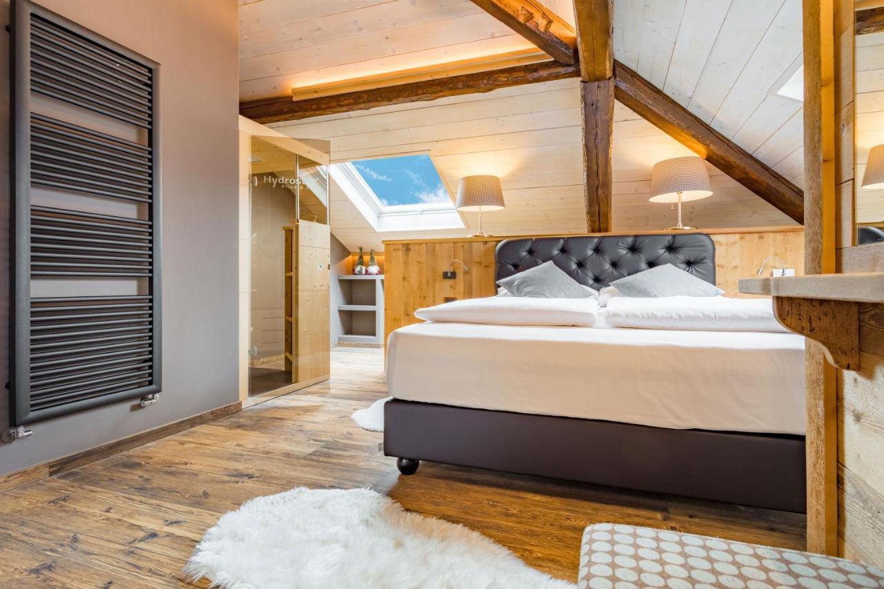 John Luxury Suites Фольгария Экстерьер фото