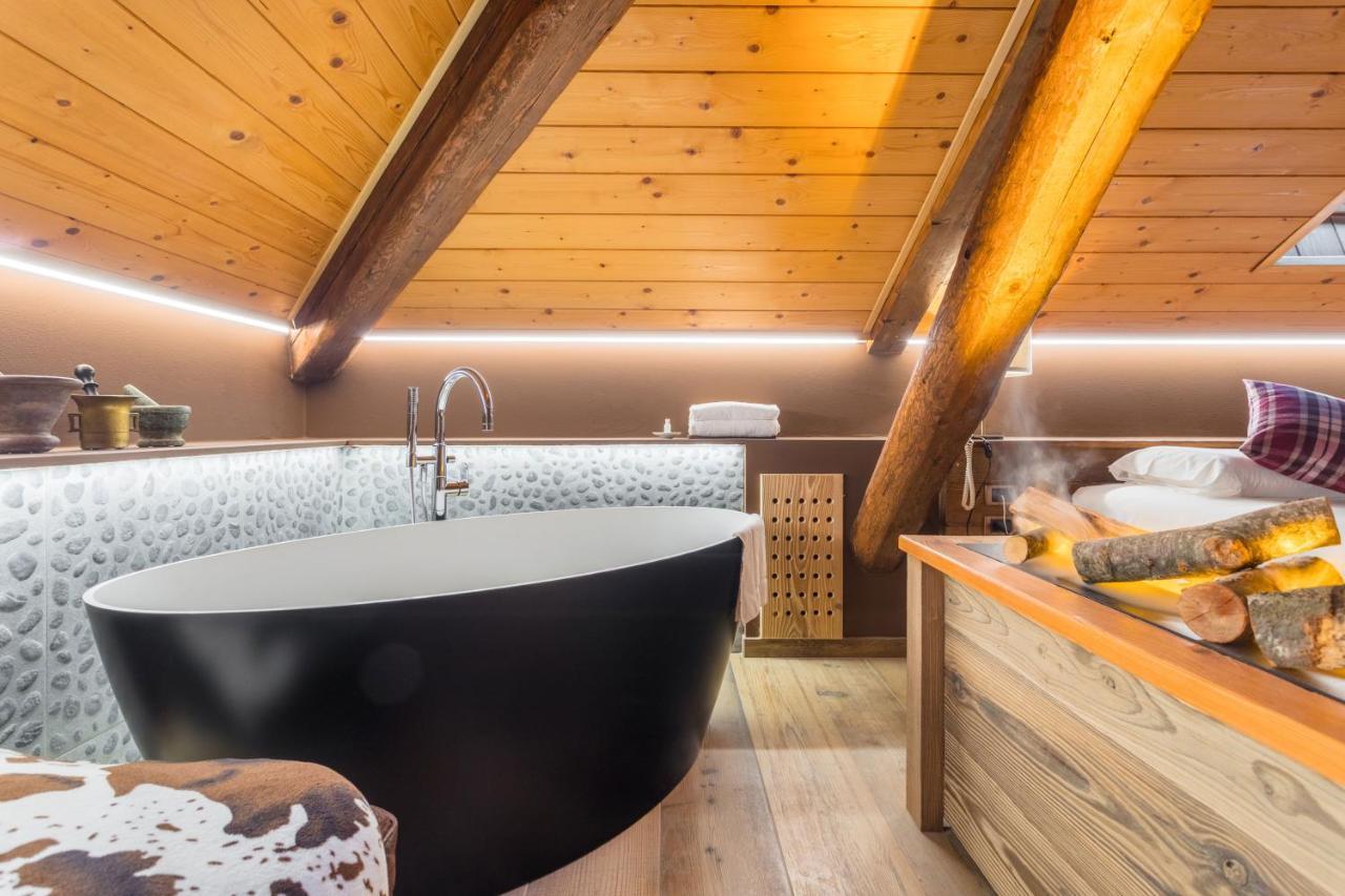 John Luxury Suites Фольгария Экстерьер фото