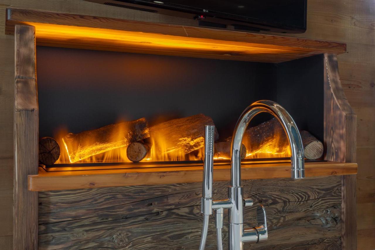 John Luxury Suites Фольгария Экстерьер фото