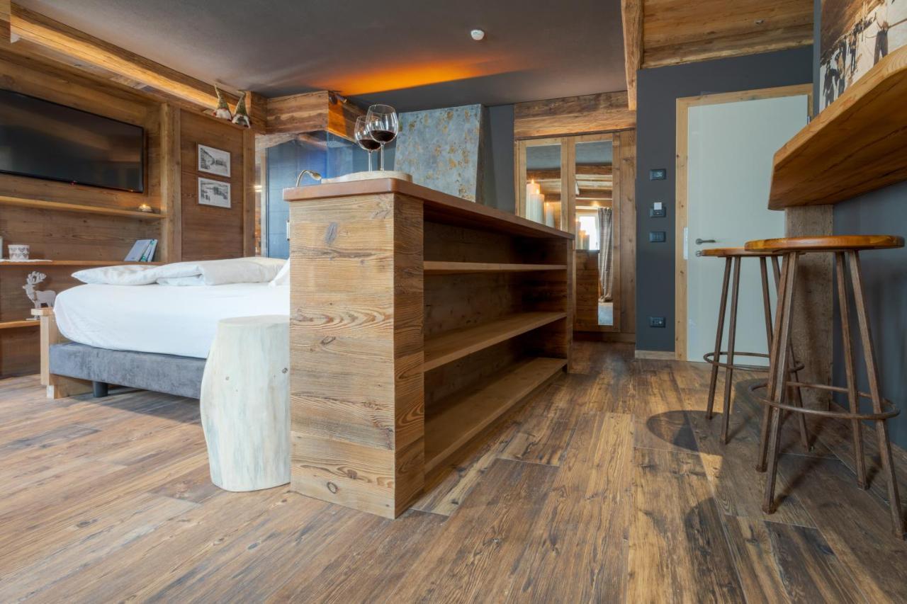 John Luxury Suites Фольгария Экстерьер фото